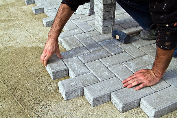 Professional Driveway Pavers in Iyanbito, NM